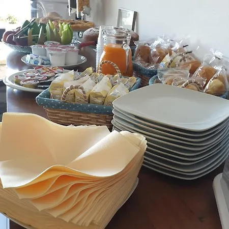 فندق مبيت وإفطار Del Mare بورتو سيساريو